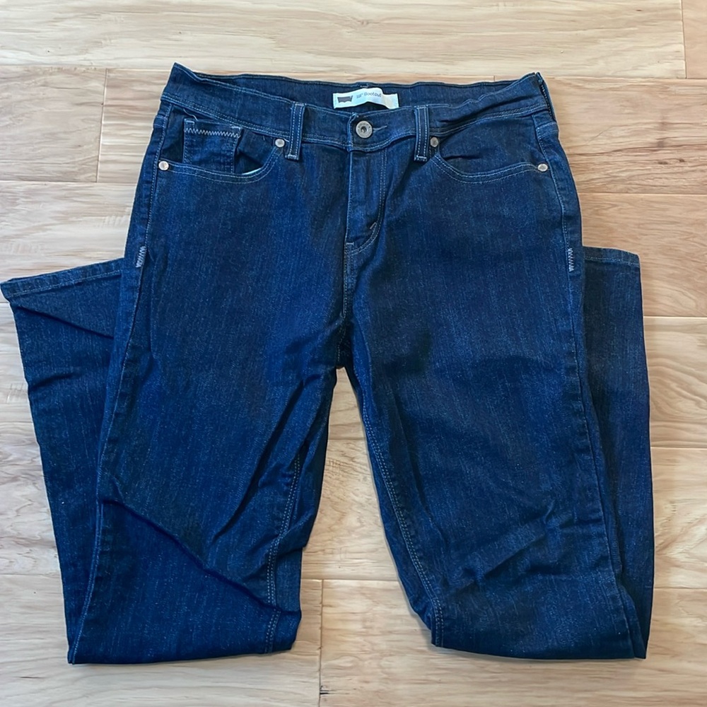 Levi’s 515 Bootcut Jeans. 6S 28x30. Dark Blue